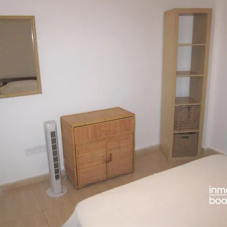 Inmobooking Roser Lejlighed